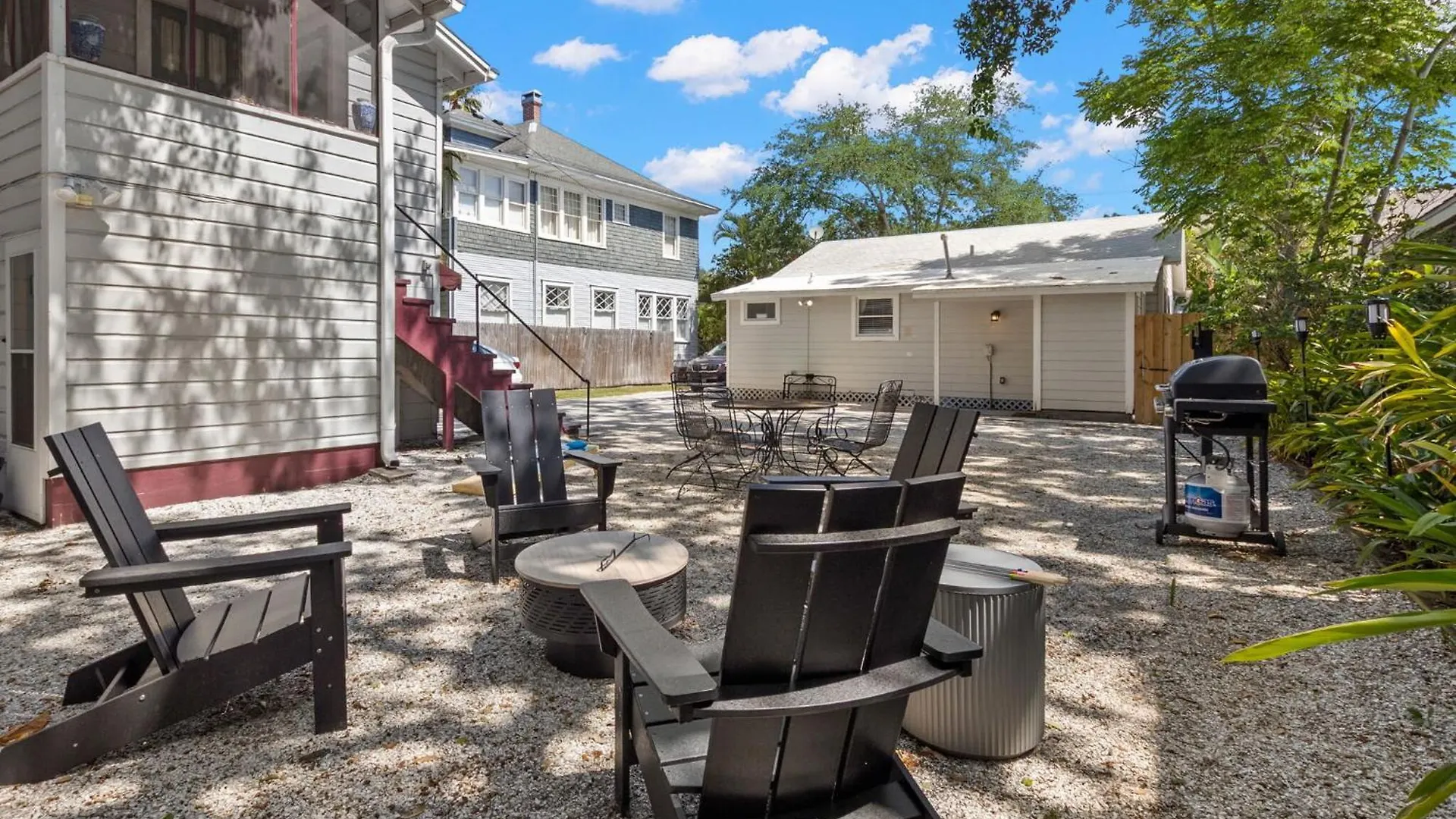 Hyde Out By Brightwild-Amazing Find In Hyde Park Villa Tampa United States